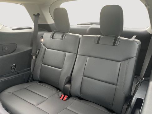 New 2026 Ford Explorer Active w/ Active Comfort Package AWD/4WD image 16