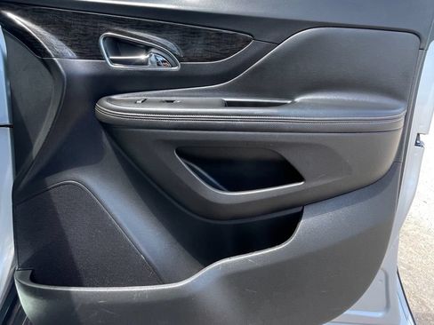 Used 2016 Buick Encore FWD image 31