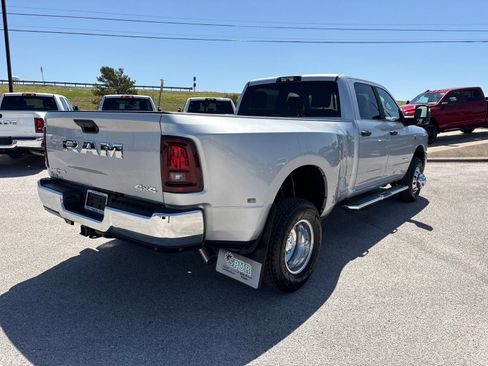 New 2026 RAM 3500 Lone Star AWD/4WD image 6