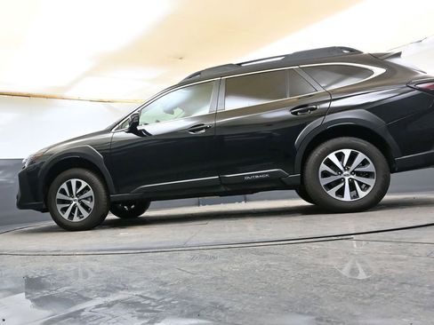 Certified 2025 Subaru Outback Premium image 43