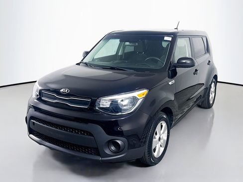 Used 2019 Kia Soul Base image 4