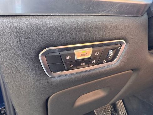 Used 2023 BMW X7 xDrive40i AWD/4WD image 17