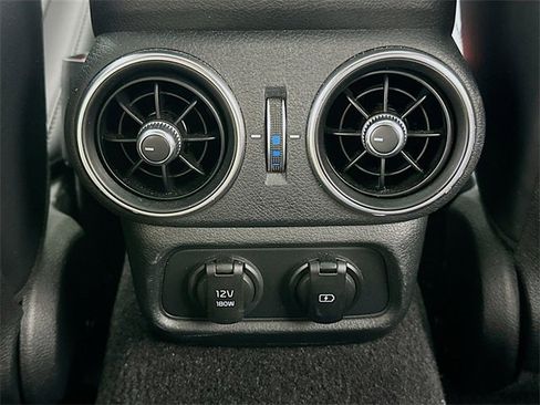 Used 2023 Kia Stinger GT2 image 12