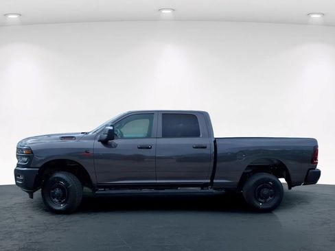 New 2026 RAM 2500 Tradesman AWD/4WD image 5