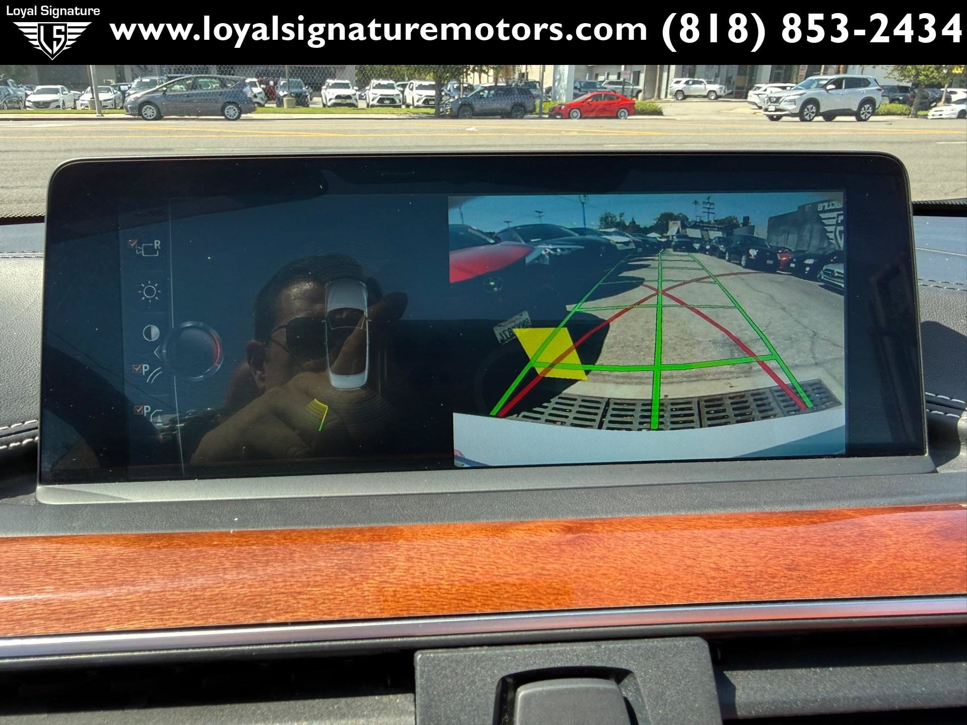 Used 2017 BMW M4 Convertible RWD image 29
