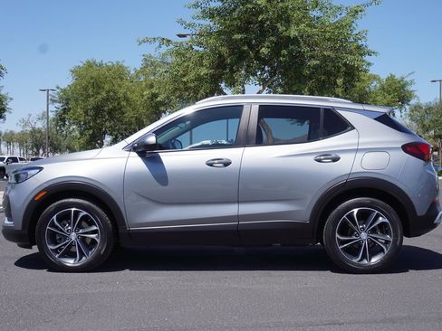 Certified 2023 Buick Encore GX Select FWD image 2