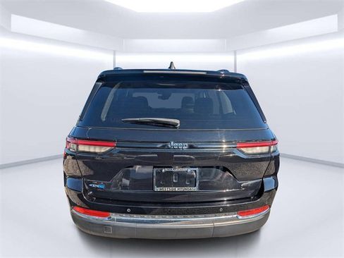 Used 2024 Jeep Grand Cherokee Limited 4xe image 5