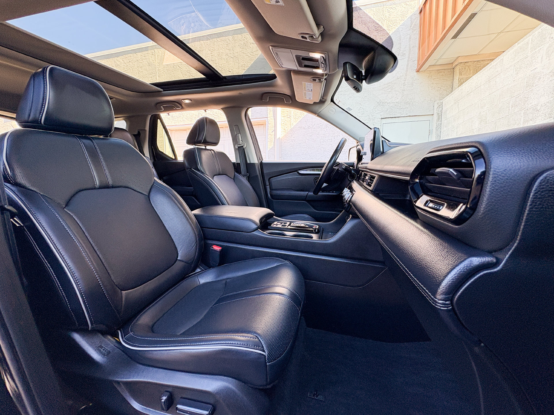 Used 2023 Honda Pilot Elite image 25