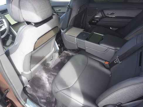 New 2026 Land Rover Range Rover SV image 29