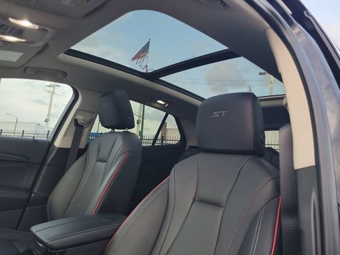 Certified 2023 Buick Envision Essence w/ Sport Touring Package AWD/4WD image 22