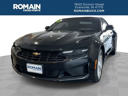 Used 2019 Chevrolet Camaro LT image 1