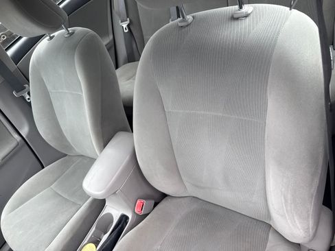 Used 2011 Toyota Corolla LE FWD image 14