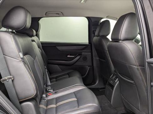 Used 2024 MAZDA CX-90 3.3 Turbo w/ Select Package image 18