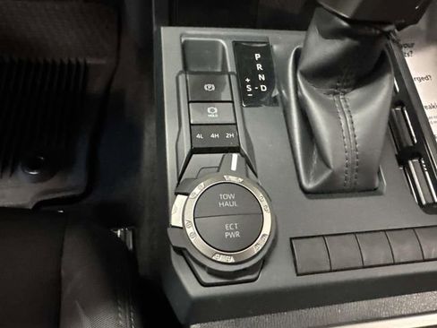 New 2025 Toyota Tacoma SR5 w/ SR5 Upgrade Package AWD/4WD image 16