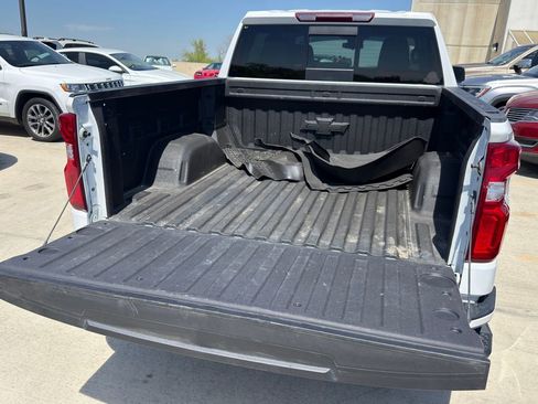 Used 2022 Chevrolet Silverado 1500 RST image 13