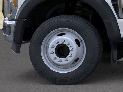 New 2026 Ford F450 XL w/ XL Chrome Package image 19