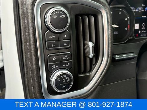 Used 2022 GMC Sierra 3500 Denali w/ Denali Ultimate Package AWD/4WD image 23