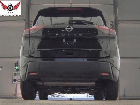 Used 2025 Nissan Rogue SV FWD image 7