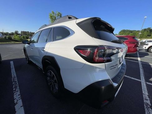 Used 2024 Subaru Outback Limited XT image 9