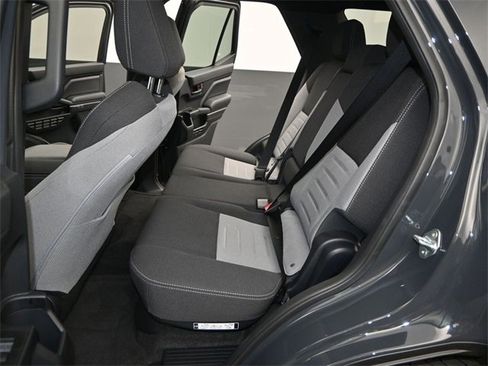 Used 2025 Toyota 4Runner TRD Off-Road image 11