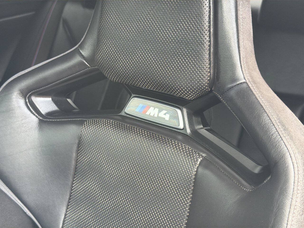 Used 2021 BMW M4 Competition w/ M Carbon Exterior Package RWD image 46