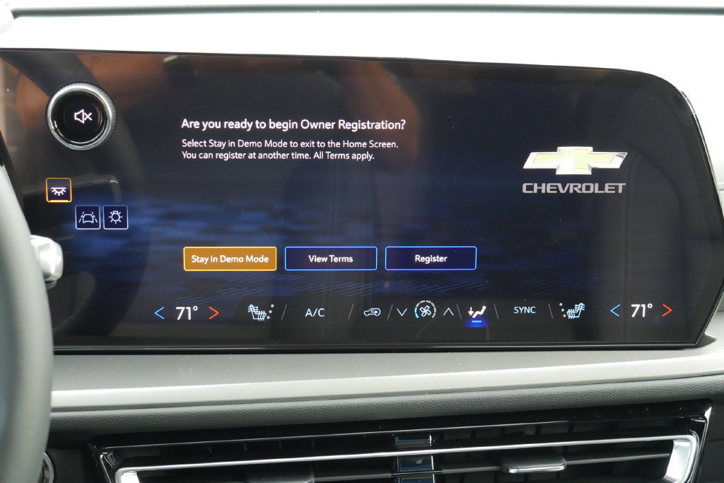 New 2027 Chevrolet Traverse LT AWD/4WD image 21