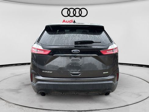 Used 2019 Ford Edge SE FWD image 6