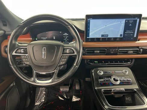 Used 2021 Lincoln Nautilus Reserve w/ Equipment Group 201A image 12