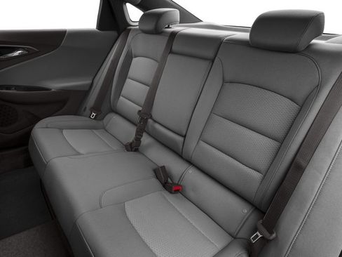 Used 2018 Chevrolet Malibu LS image 17