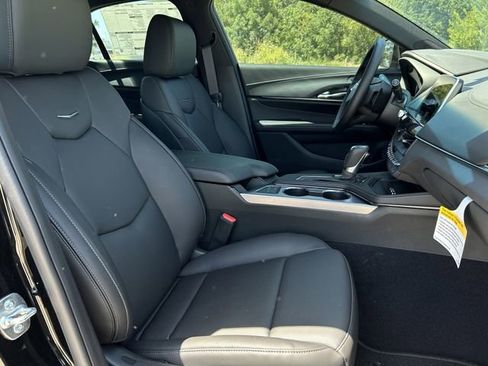 New 2025 Cadillac CT4 Premium Luxury image 28