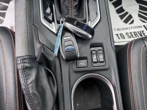 Used 2019 Subaru Crosstrek 2.0i Limited w/ Moonroof Package w/Navigation AWD/4WD image 21