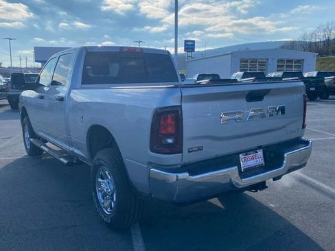 New 2026 RAM 2500 Tradesman AWD/4WD image 5