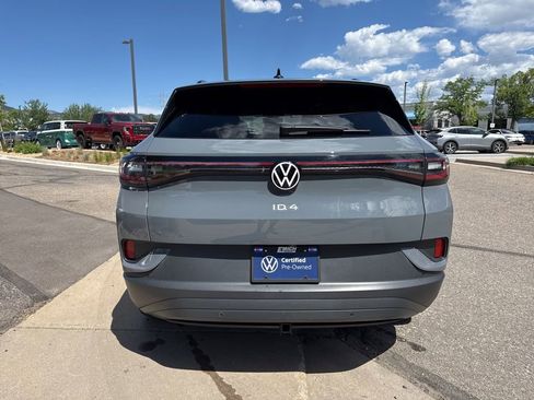 Used 2024 Volkswagen ID.4 Pro AWD/4WD image 4
