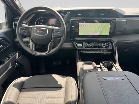 New 2026 GMC Sierra 2500 AT4X AWD/4WD image 17