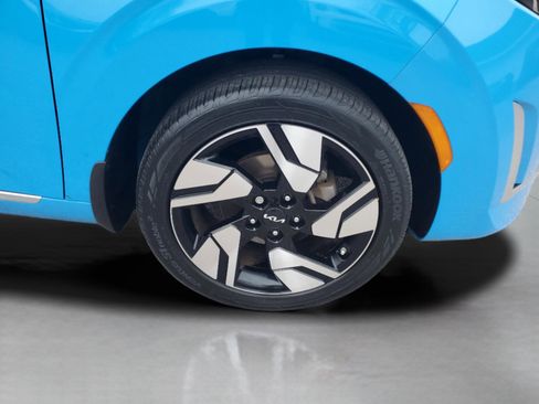 Certified 2024 Kia Soul GT-Line image 6