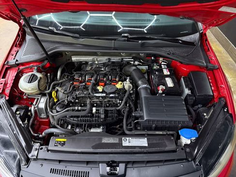 Used 2015 Volkswagen GTI S FWD image 26