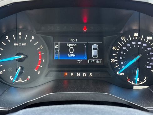 Used 2019 Ford Edge SE image 28