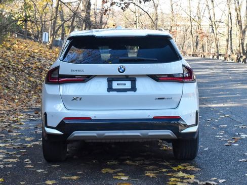 Used 2023 BMW X1 xDrive28i w/ Convenience Package image 7