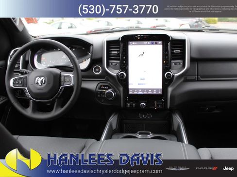 New 2026 RAM 1500 Big Horn AWD/4WD image 18