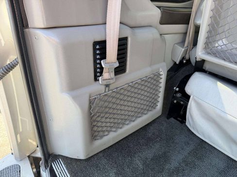 Used 2021 Chevrolet Express 2500 LS w/ Enhanced Convenience Package RWD image 14