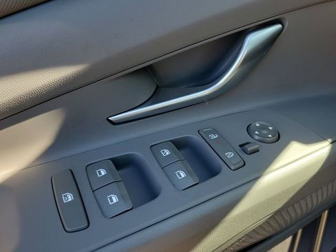 New 2026 Hyundai Elantra Sport FWD image 15