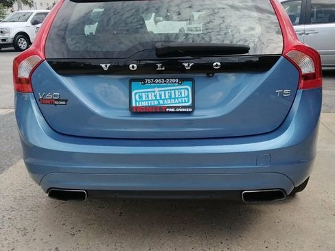 Used 2015 Volvo V60 T5 Platinum image 3