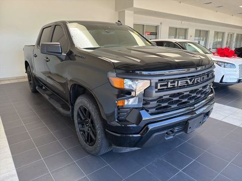 Used 2024 Chevrolet Silverado 1500 Custom w/ Turbomax Blackout Package image 2