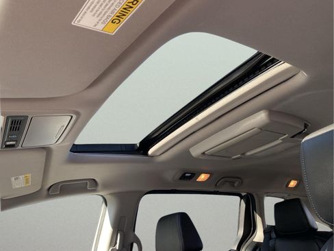 Used 2021 Honda Odyssey Touring image 24