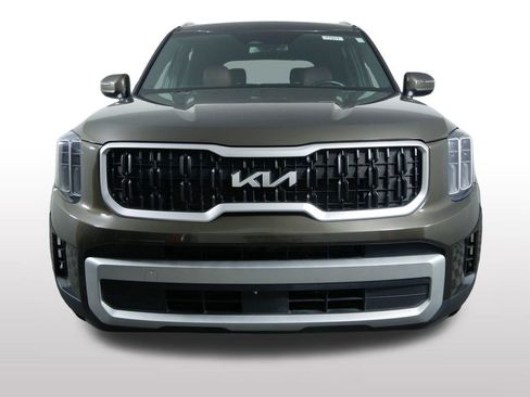 Certified 2024 Kia Telluride EX w/ EX Captain's Chair Package AWD/4WD image 4