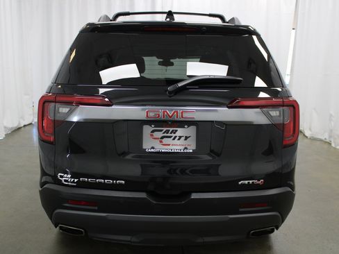 Used 2023 GMC Acadia AT4 image 5