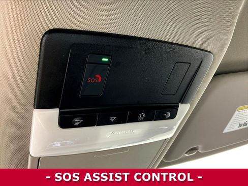 Certified 2026 Nissan Rogue SV AWD/4WD image 36