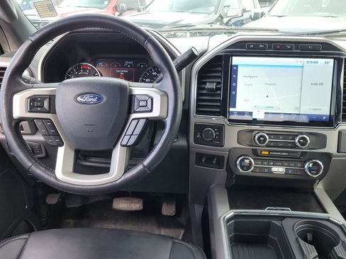 Used 2022 Ford F350 Lariat w/ Lariat Ultimate Package AWD/4WD image 9