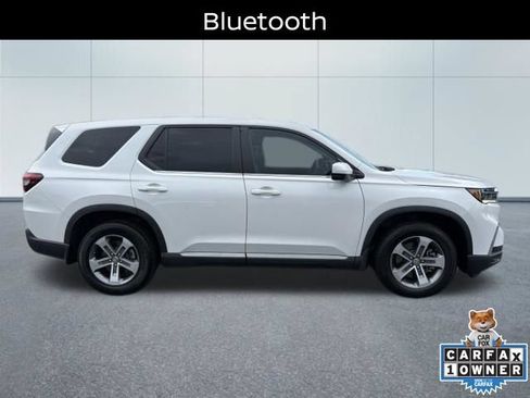 Used 2023 Honda Pilot EX-L image 2