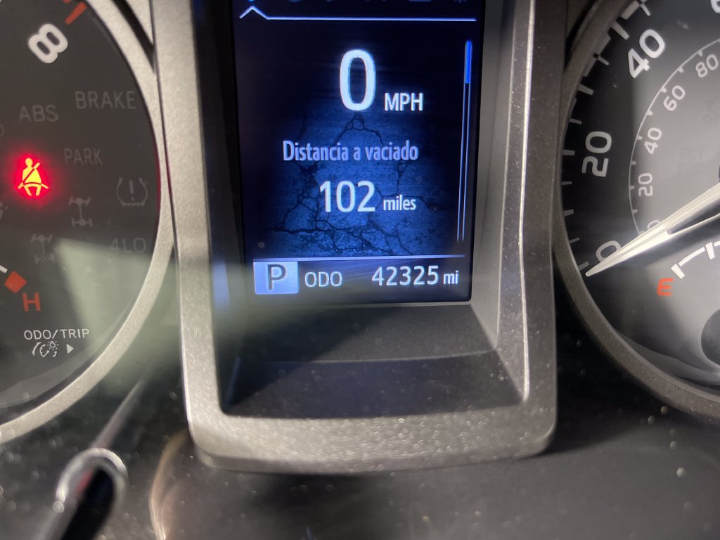 Used 2020 Toyota Tacoma TRD Sport w/ TRD Premium Sport Package AWD/4WD image 19
